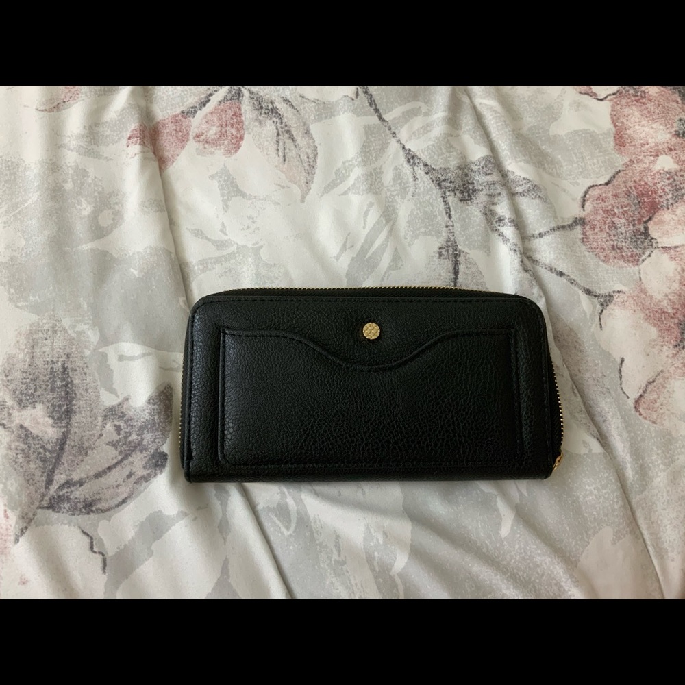 Black wallet